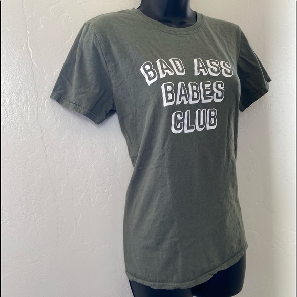 Gildan Bad Ass Babes Club T-Shirt Green Size Small - Picture 3 of 6